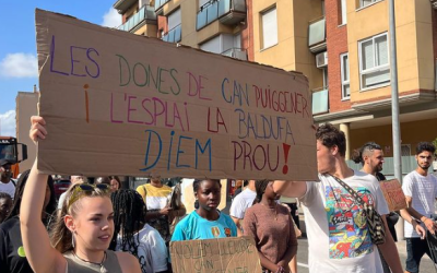 Els membres de La Baldufa es vn manifestar dimecres davant de l'Ajuntament | Cedida