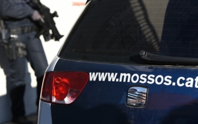 Els Mossos detenen 4 persones a Montcada i Reixac per robatori violent