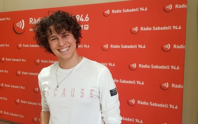 Roger Padrós als estudis de Ràdio Sabadell | Raquel García
