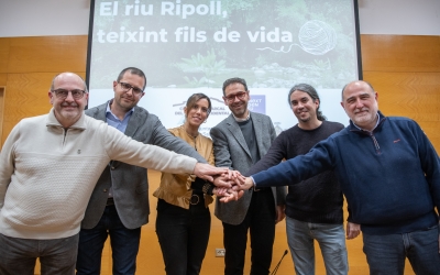 Els alcaldes dels sis municipis per on passa el riu Ripoll | Roger Benet
