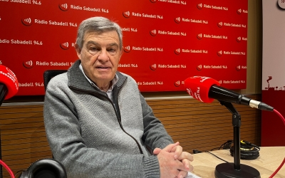 Joan B. Casas. als estudis de Ràdio Sabadell/ Mireia Sans