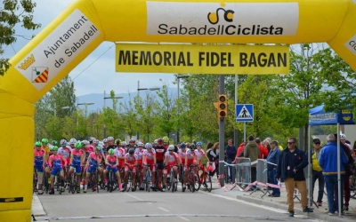 Línia de sortida d'una edició anterior del memorial | Federació Catalana de Ciclisme