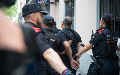 Imatge del desplegament policial a l'avinguda Barberà | Roger Benet
