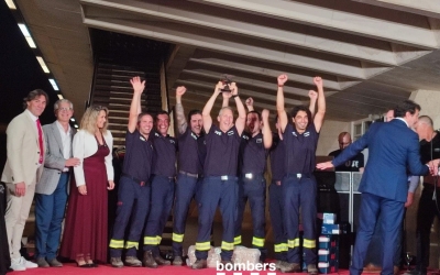 Els Bombers de Sabadell celebrant la victòria | Bombers