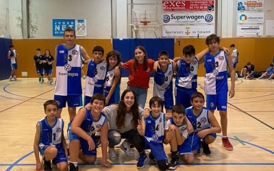 Arnau Andrei (número 23) amb el seu equip al Creu Alta Sabadell Bàsquet | Cedida