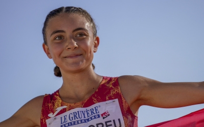 Sofia Santacreu un cop acabada la prova dels 10.000 metres marxa | @atletismoRFEA