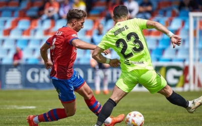 Baselga ve de fer una dotzena de gols amb el Calahorra | Instagram