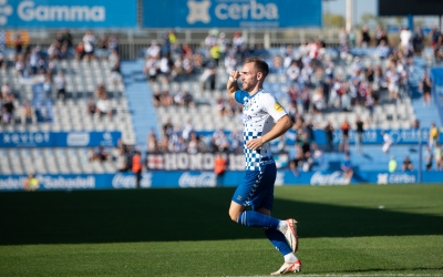 Herrera celebra el seu gol contra el Sestao River | Roger Benet