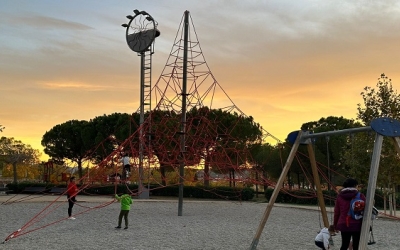 Jocs infantils al Parc Catalunya/ Ajuntament de Sabadell