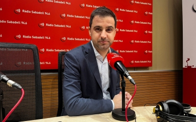 Pol Gibert als estudis de Ràdio Sabadell | Mireia Sans