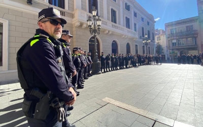 Els agents de la Policia Municipal també han assistit al minut de silenci | Ràdio Sabadell
