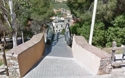 Aprovada l'adjudicació de les escales mecàniques de Torre-romeu | Google Maps