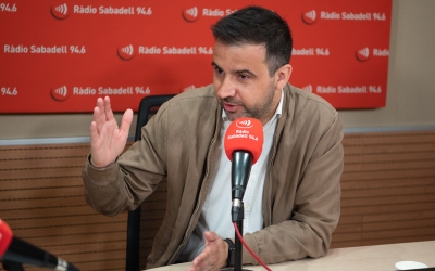 Pol Gibert als estudis de Ràdio Sabadell 