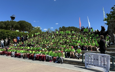 Més de 400 alumnes netegen el Parc Catalunya amb la Clean Run Race