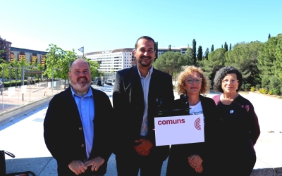 Joan Mena, Jordi Manils, Eva Guerra i Marga Pérez al llac del Parc Catalunya 