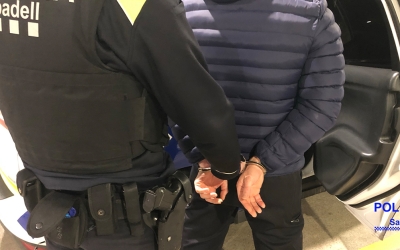 Un detingut per un presumpte robatori al centre de Sabadell 