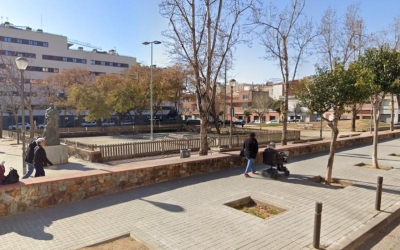 L'actual plaça de les Àvies i els Avis a La Creu Alta | Google Maps