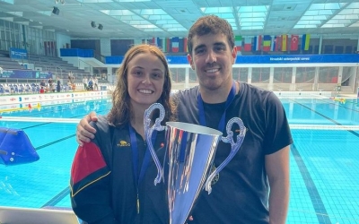 Casado i Arnella, amb el trofeu de campions sub-19 | CNS