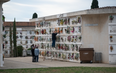 Cementiri de Sabadell un dia de tot sants