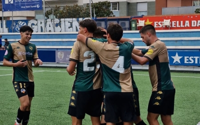 Celebració del filial del Sabadell en el primer gol Nou Sardenya | Manu Palacios