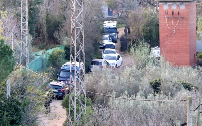 Vehicles policials en l'escorcoll a Castellbisbal | ACN