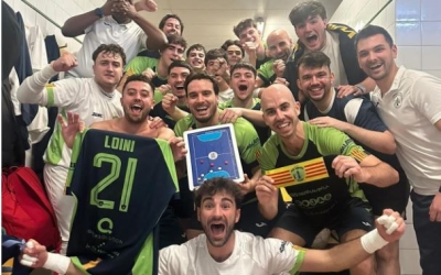 La plantilla de la Pia celebrant la victòria | Foto: @fanspia