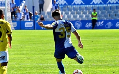 Miquel Ustrell, jugador del CE Sabadell, amb el dorsal 35