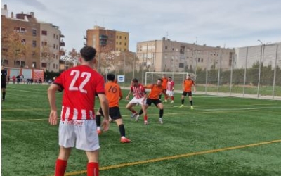 Un instant del derbi entre Sabadellenca i Tibidabo