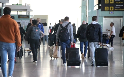 Els passatgers a l'aeroport del Prat | ACN