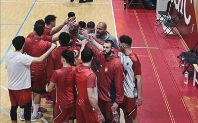 Els jugadors del Sant Nicolau després de la derrota | Arnau Bonada
