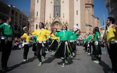 El ball de gitanes des de plaça Sant Roc | Roger Benet