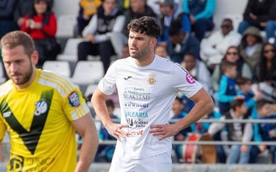 Vallés en el partit a Santa Eulària contra l'Europa | Penya Dep.