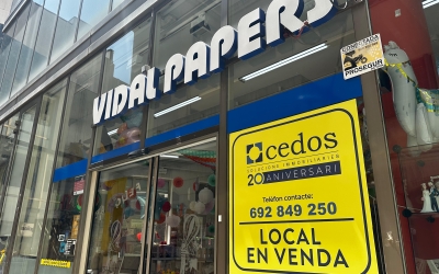 El cartell de 'Local en Venda' a Vidal Papers