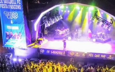 Pedro Capó en un moment del concert de la festa de l'ascens del Sabadell | Centre d'Esports Sabadell