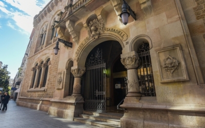 Edifici modernista del carrer Gràcia | Roger Benet
