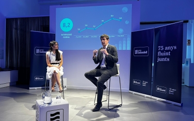 La regidora Sílvia Garcia i el director d'Aigües de Sabadell, Lluís Jordan
