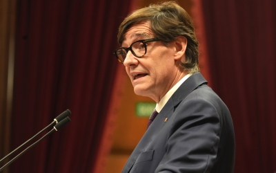 Salvador Illa durant la seva intervenció al ple monogràfic al Parlament | Maria Pratdesaba (ACN)