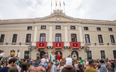 L'edifici consistorial preparat per Festa Major | Ajuntament de Sabadell 