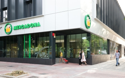 Imatge de l'exterior del nou Mercadona ubicat al Del Llac Center | Cedida