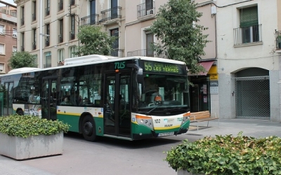 Un autobús de la TUS circulant pel Passeig | Ajuntament de Sabadell