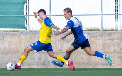 Adri González en una acció de la jornada inaugural a Castelldefels | Pau Massana (UEC)