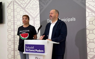 Alejandra Sandoval i Joan Mena a la roda de premsa d'aquest matí
