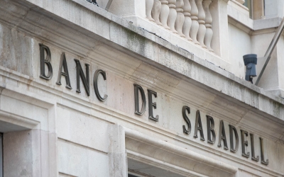 Edifici del Banc Sabadell de la plaça Sant Roc