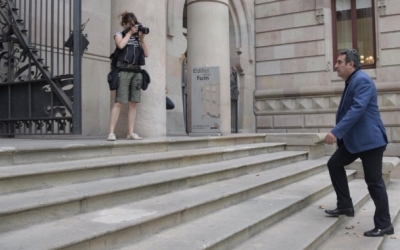 Manuel Bustos entrant a l'Audiència de Barcelona | Roger Benet