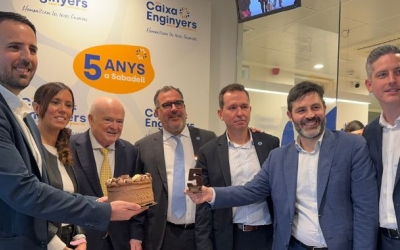 Moment de l'aniversari de Caixa d'Enginyers | Laura Frias