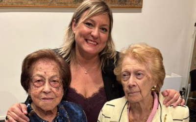 La regidora Laura Reyes amb María Martínez i Pepita Bullo | Cedida