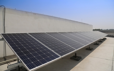 Estació fotovoltaica a l'escola La Romànica | Cedida