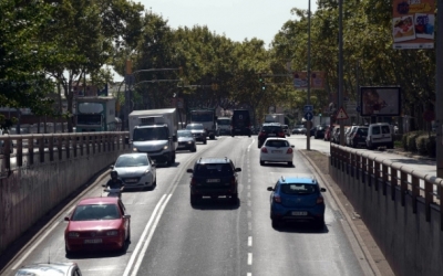 Vehicles circulant per la Gran Via