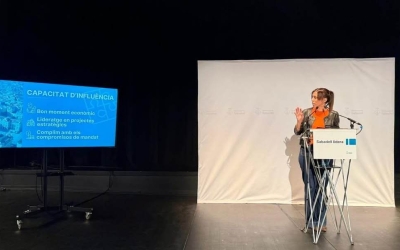 Marta Farrés durant la roda de premsa d'aquest matí