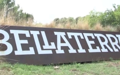 Un cartell de Bellaterra